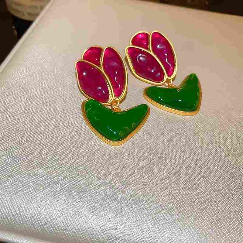 Hfafeb2795f484617affbcc02f4d5b843s(1)